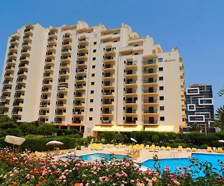Rocha Mar Beach Apartment 2 *