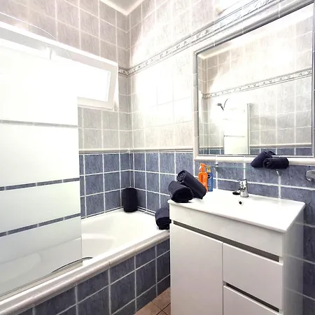 Rocha Mar Beach Apartment 2 * Портиман