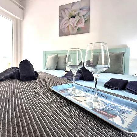 Апартаменты Rocha Mar Beach Apartment 2